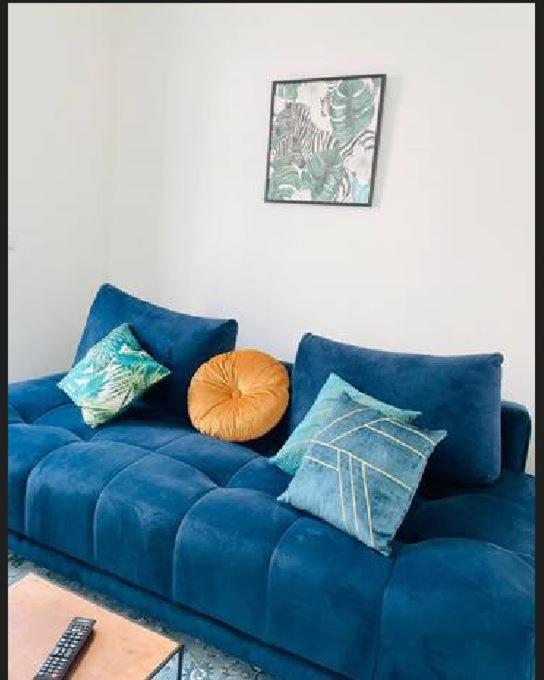 Apartment 1 Bedroom In Center With Terrace 31--2 *